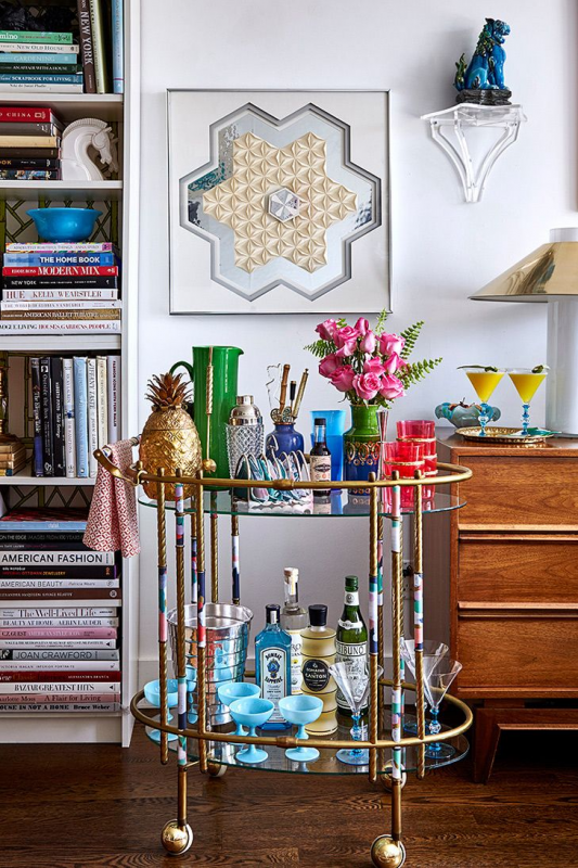how-to-style-a-bar-cart-shakers