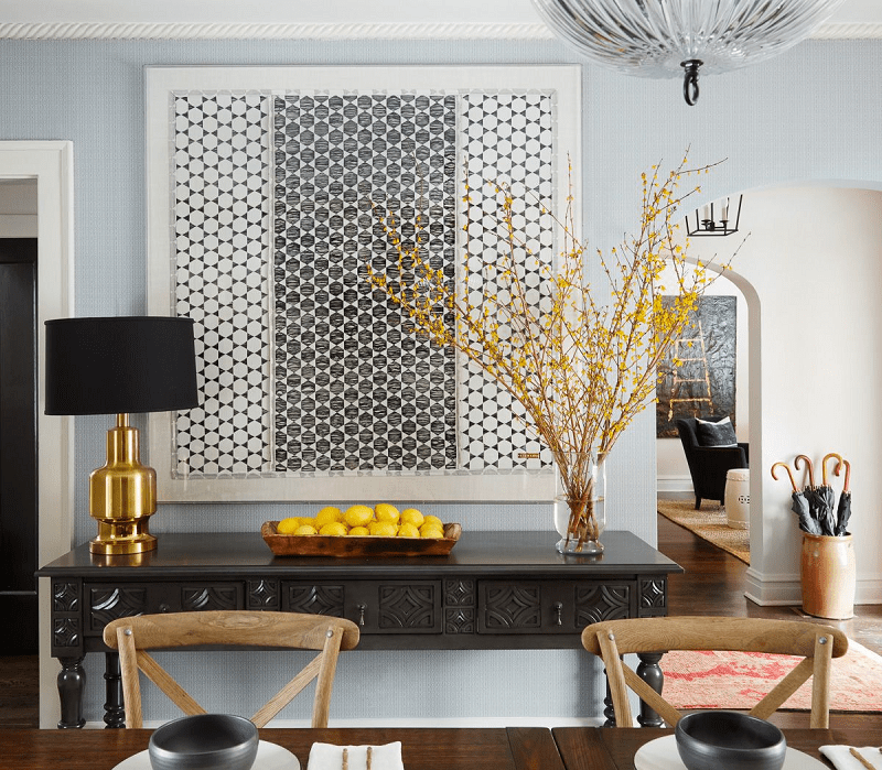 Black-console-table-in-a-dining-room