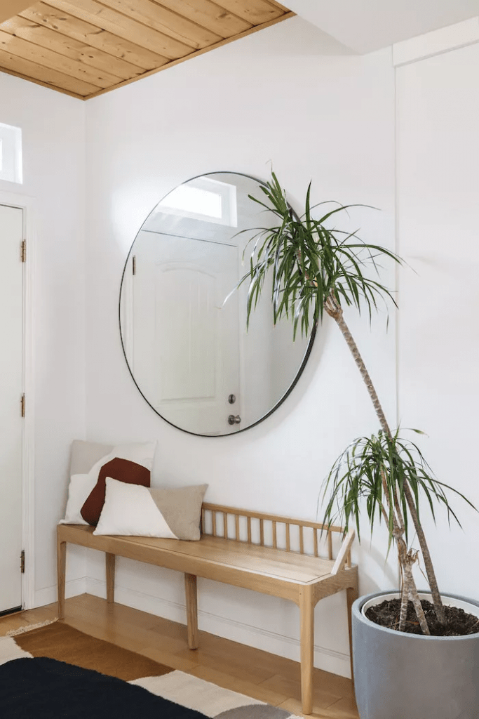 15-Best-Ideas-to-Elevate-Your-Entryway-with-greenery