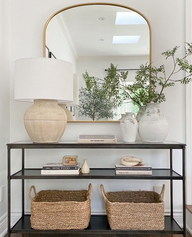 Best-Ideas-to-Elevate-Your-Entryway-with-storage-baskets-for-storage