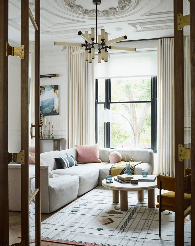Best-Pro-Tips-to-Create-a-Focal-Point-in-a-Room-with-oversize-lighting-modern-living-room
