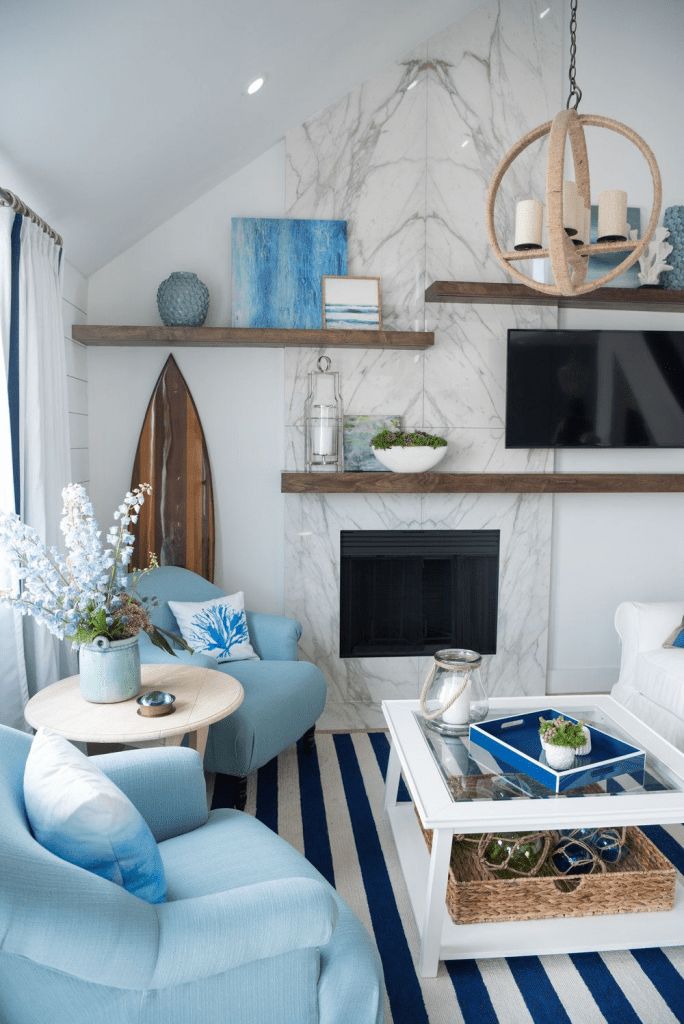 blue-Coastal-living-room-decor-style