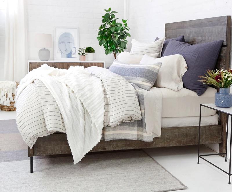 21-tips-To-Make-Your-Bedroom-Elegant-and-Extra-Cozy