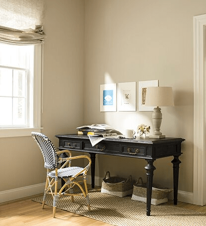 Best-Paint-Wall-Colors-That-Increases-Your-Listing's-Value-home-office-with-benjamin-moore-shaker-beige-wall-color