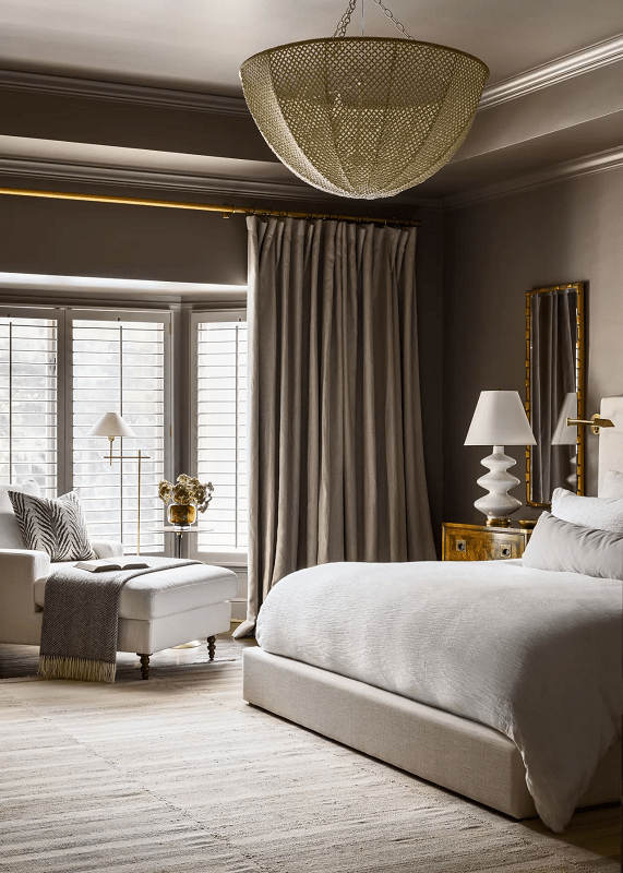 Best-Pro-Tips-To-Decorate-a-Guest-Bedroom-with-proper-lighting